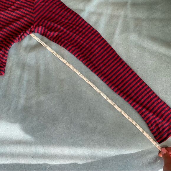 Lisakai Long Sleeve Crop Top - Picture 9 of 11